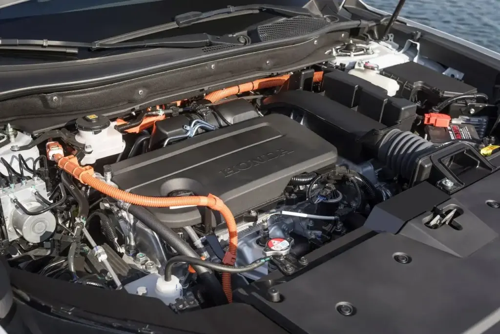 6th Gen Honda CR-V Engine Picture