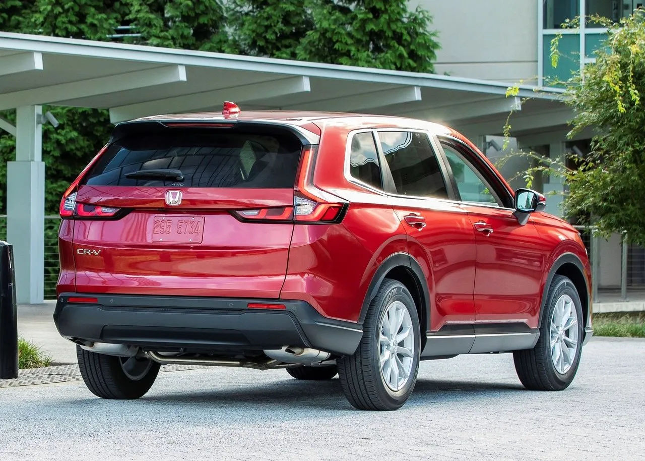 Radiant Red Metallic CR-V With Silver Rims