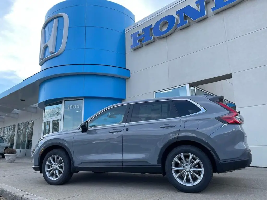 Urban Gray Pearl CR-V EX in front the Store