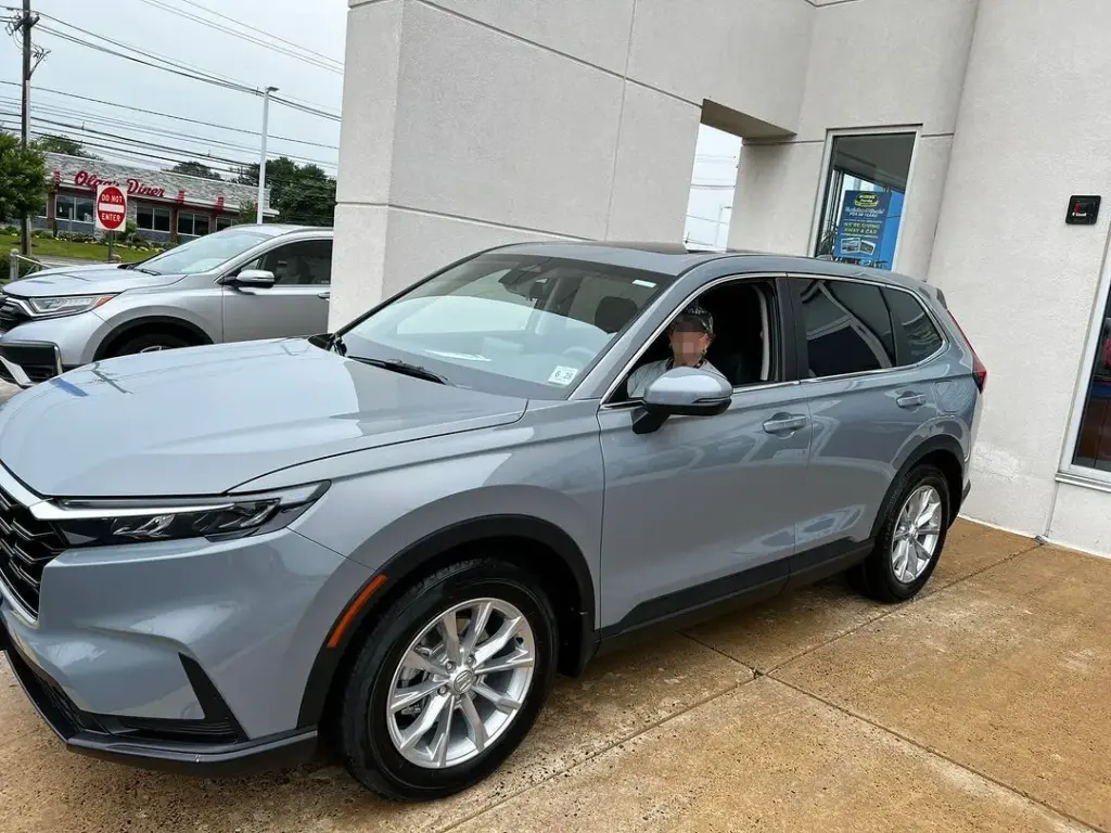 Urban Gray Pearl CR-V EX with SIlver Wheels