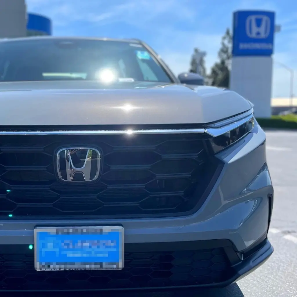 Urban Gray Pearl CR-V Headlight