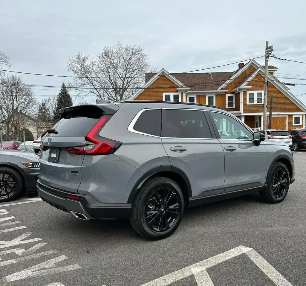 Urban Gray Pearl CR-V Sport Touring Hybrid WIth Black Alloy Wheels