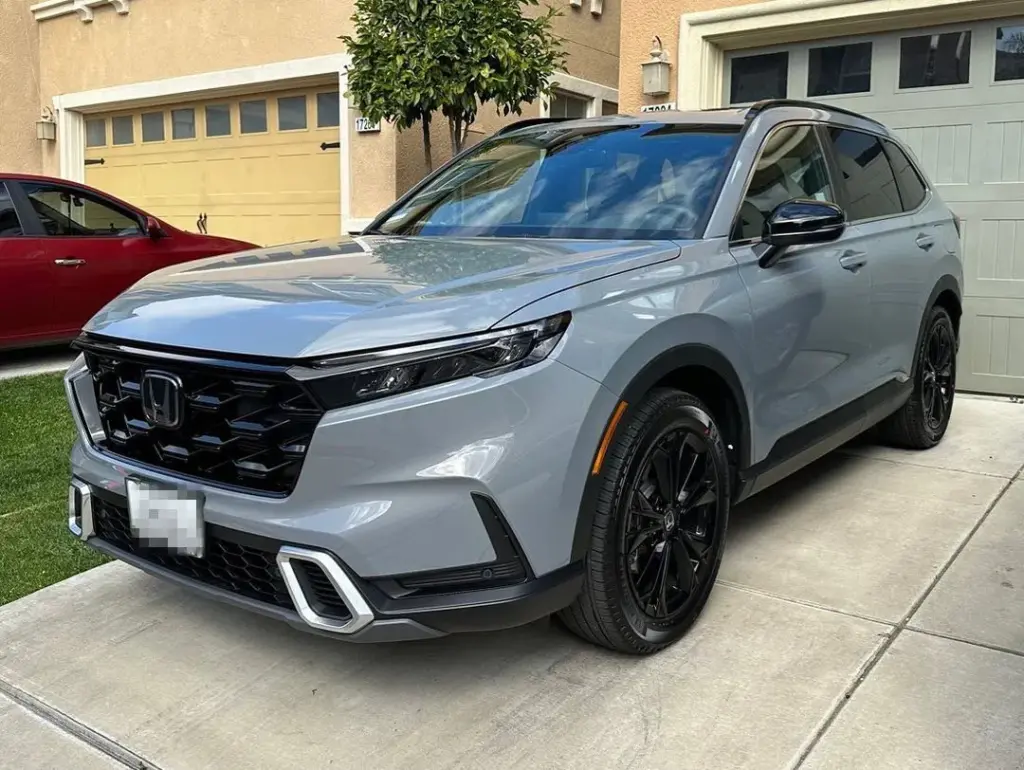 Urban Gray Pearl CR-V Sport Touring at The Frot house