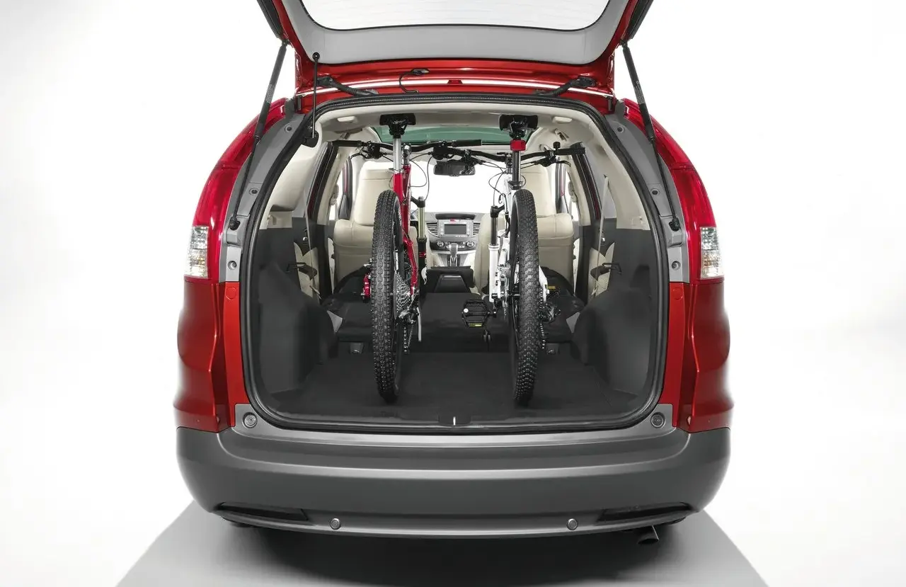 Honda CR-V Transporting Mountain Bike in cargo room