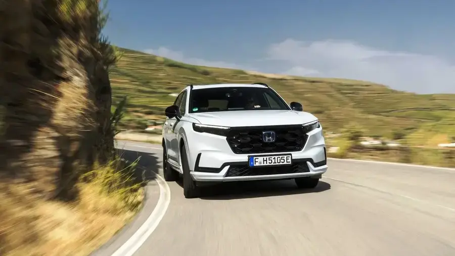 Front Grill of Honda CR-V Platinum White Pearl