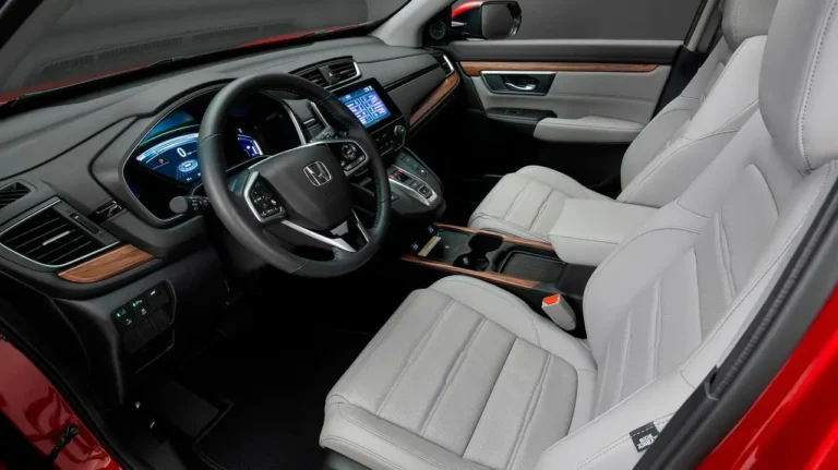 Honda CR-V Interior With Leather Seat