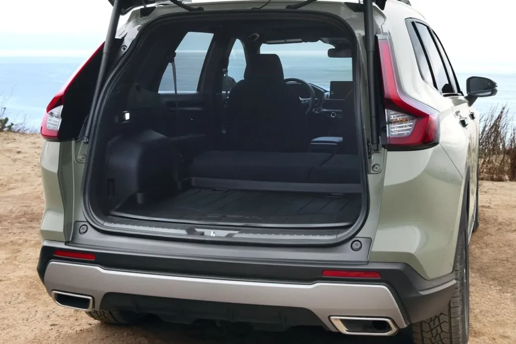 Ash Green Metallic CR-V TrailSport With Opened Trunk