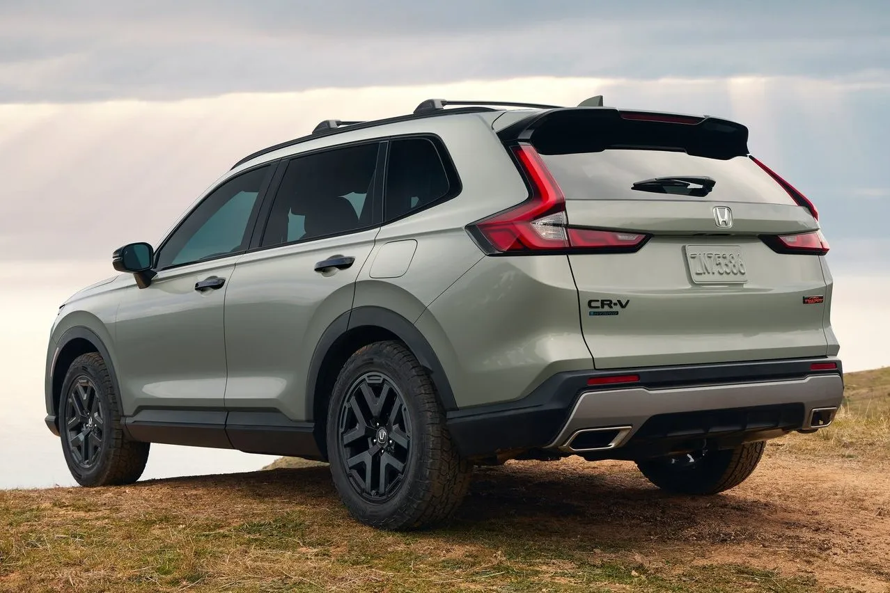 Ash Green Metallic Colored Honda CR-V