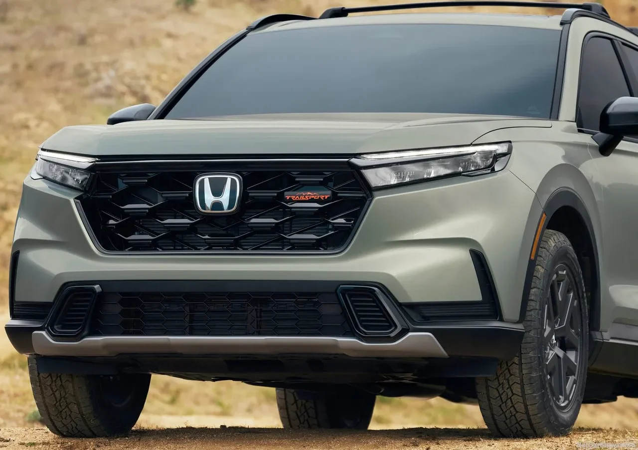 Honda CR-V Front Grille Shown in Ash Green Metallic Paint Color