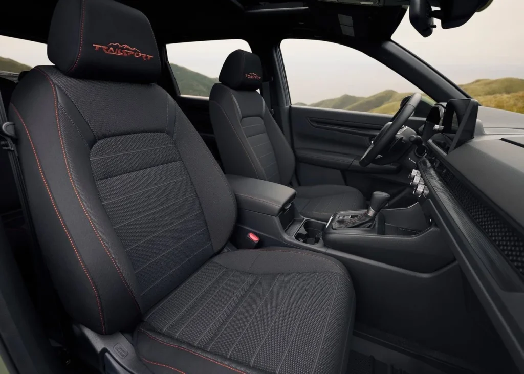 Honda CR-V TrailSport Interior
